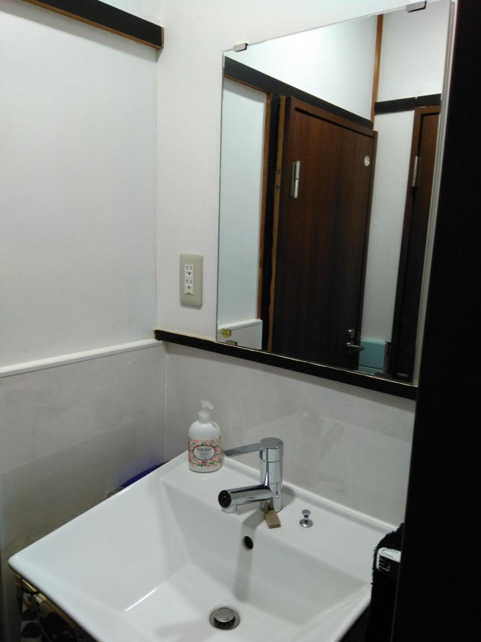 Hotel Miroku Share House Mimiharacho Exterior foto